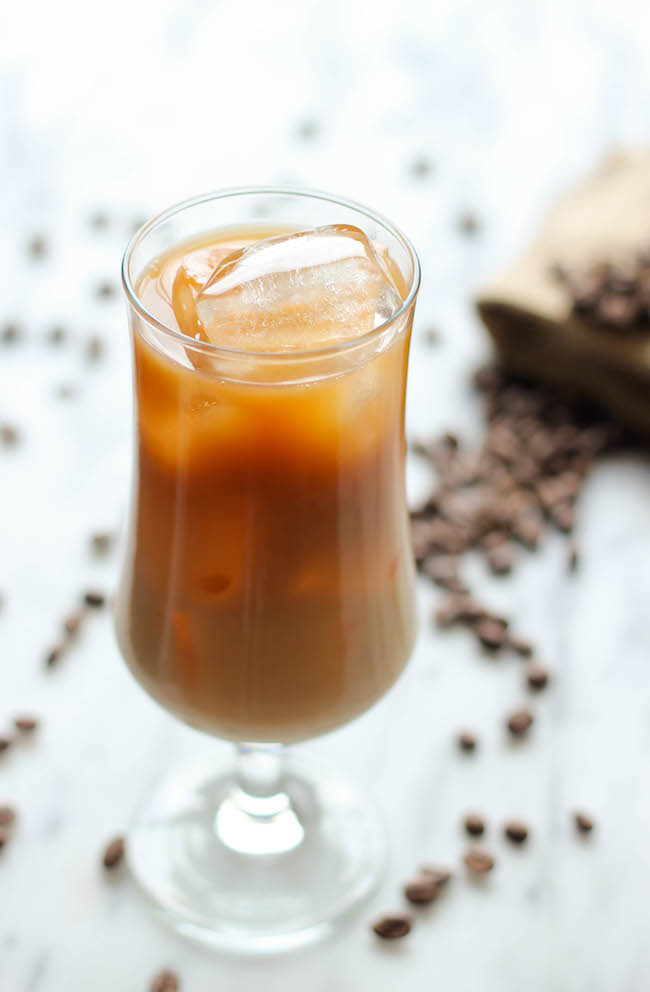 Kahlua Iced Coffee - Skip the Starbucks run and try a boozy iced coffee you can make in 2 min!