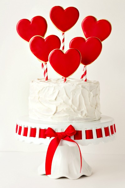 Simple Valentineâs Cake