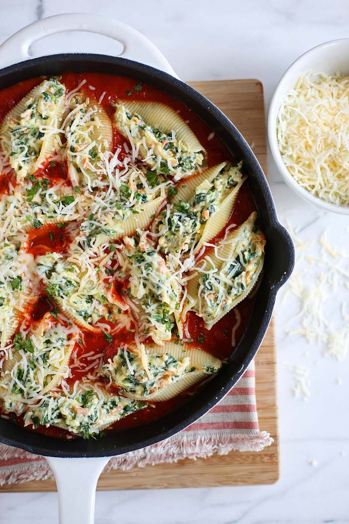 Skillet Veggie and Cheese Stuffed Shells