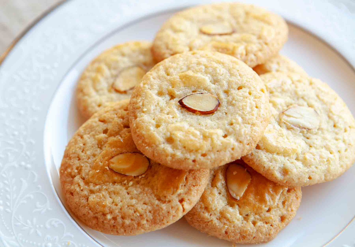 Chinese Almond Cookies 4