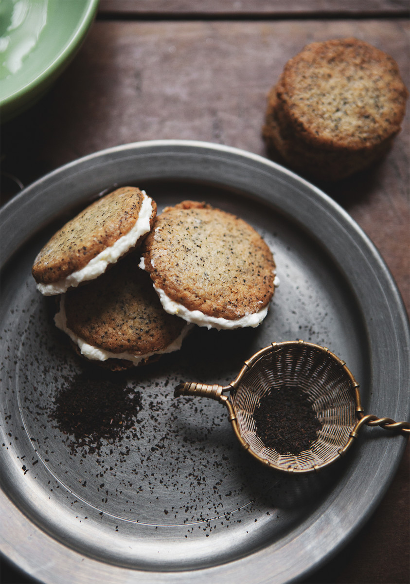 Earl Grey Cookie Sandwiches with Lemon Buttercream