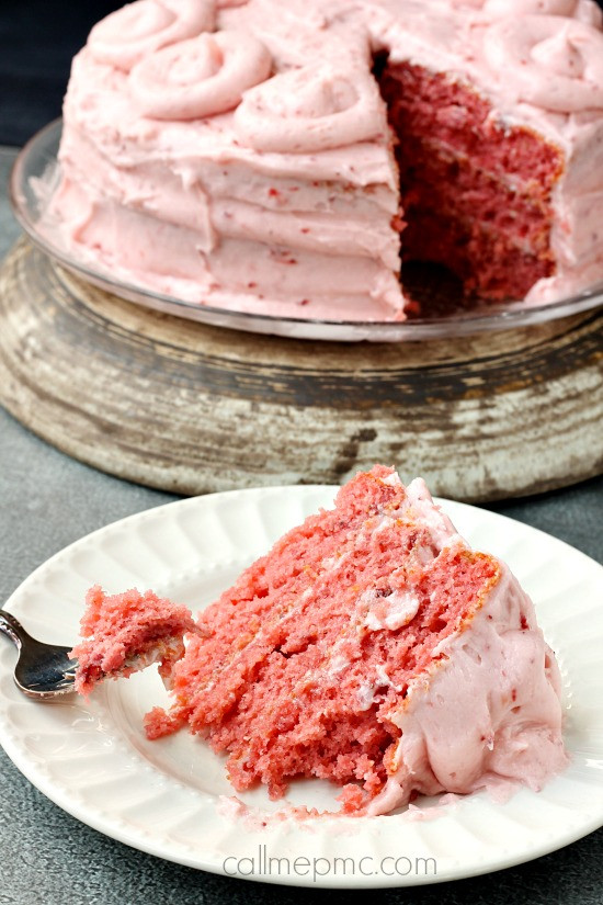 Easy Strawberry Cake