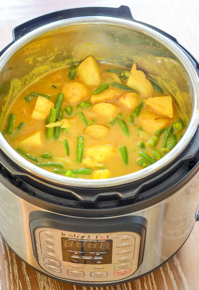 Vegan Instant Pot Potato Curry