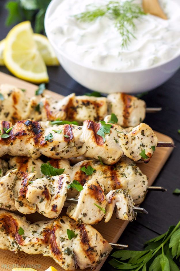 Best Barbecue Recipes - Greek Lemon Chicken Skewers With Tzatziki Sauce - Easy BBQ Recipe Ideas for Lunch, Dinner and Quick Party Appetizers - Grilled and Smoked Foods, Chicken, Beef and Meat, Fish and Vegetable Ideas for Grilling - Sauces and Rubs, Seasonings and Favorite Bar BBQ Tips http://diyjoy.com/best-bbq-recipes