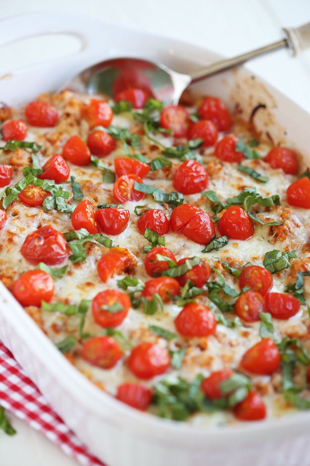 Best Casserole Recipes - Cheesy Caprese Chicken and Quinoa Casserole - Healthy One Pan Meals Made With Chicken, Hamburger, Potato, Pasta Noodles and Vegetable - Quick Casseroles Kids Like - Breakfast, Lunch and Dinner Options - Mexican, Italian and Homestyle Favorites - Party Foods for A Crowd and Potluck Dishes http://diyjoy.com/best-casserole-recipes