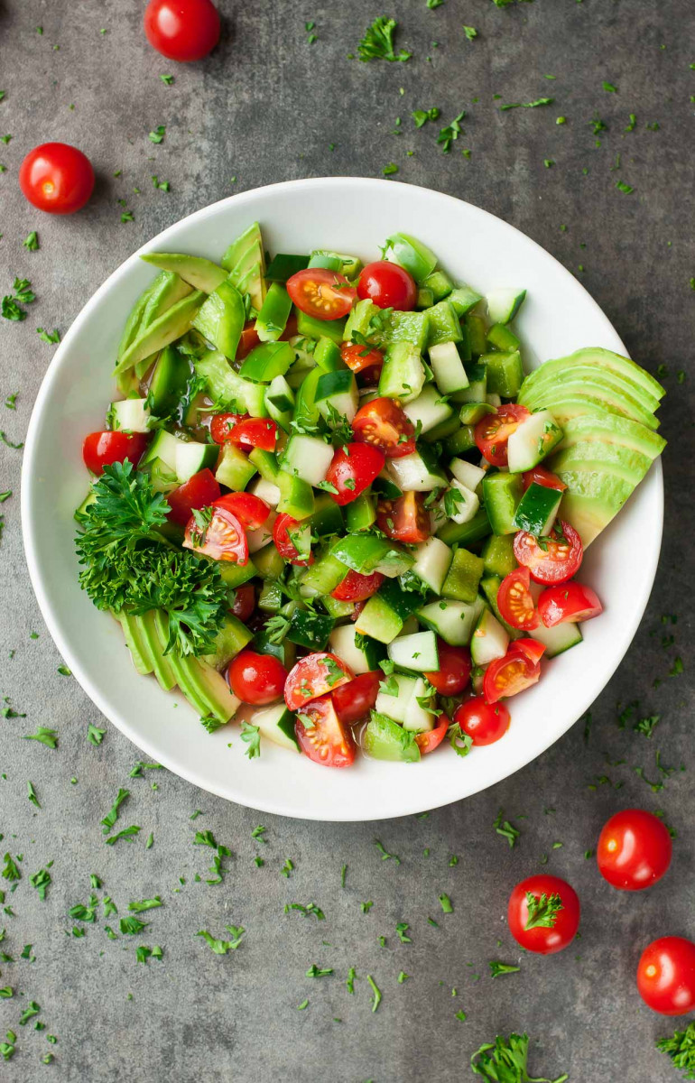 Healthy Tomato Cucumber Salad
