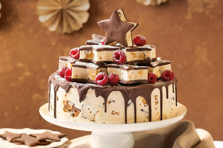Amazing Christmas Desserts
 Honey b ice cream cake with shortbread stars