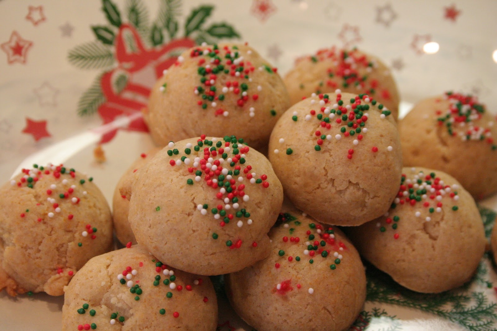 Anisette Christmas Cookies
 vegAnn s Kitchen Italian Anisette Christmas Cookies