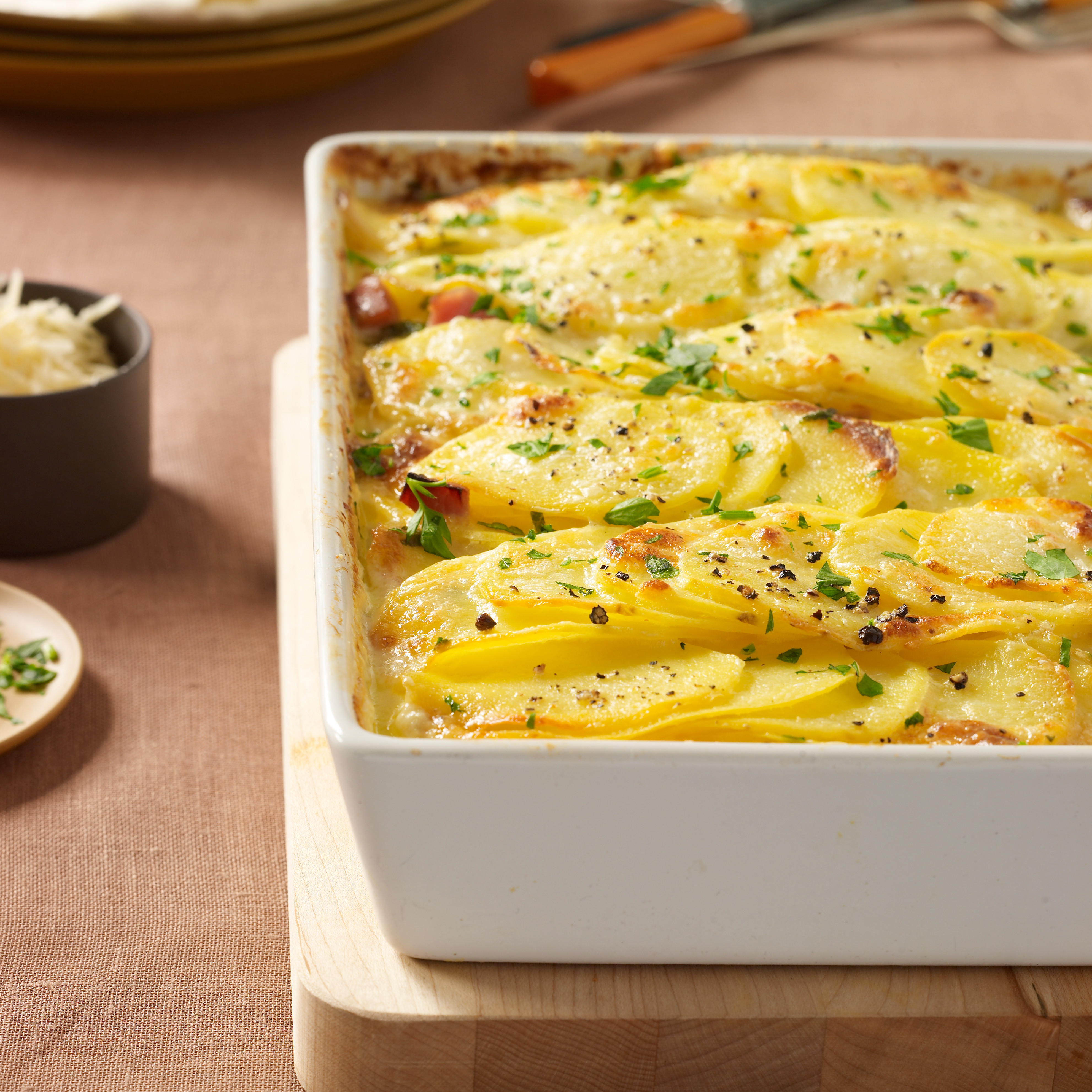 Best Side Dishes to Serve with Ham and Scalloped Potatoes - PlantHD