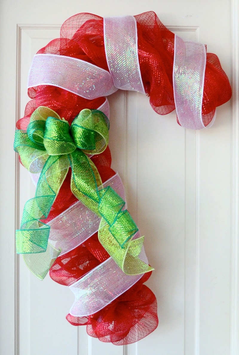 Candy Cane Christmas Decor
 Party Ideas by Mardi Gras Outlet Candy Cane Door