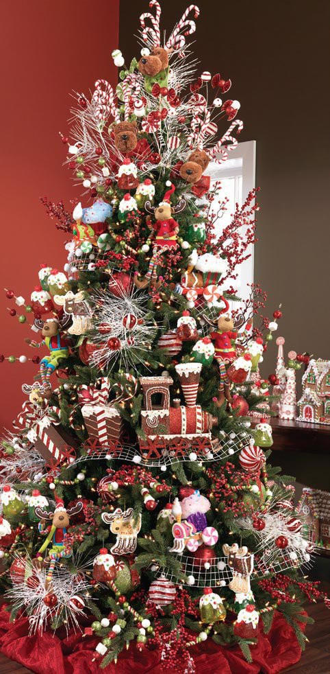 Candy Cane Christmas Tree Decorating Ideas
 24 Amazing Christmas Trees for You to Set Up This Year
