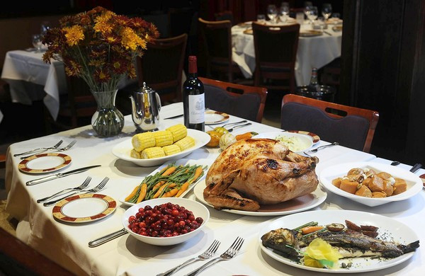 Cater Thanksgiving Dinner
 Thanksgiving in London BU Study Abroad London blog