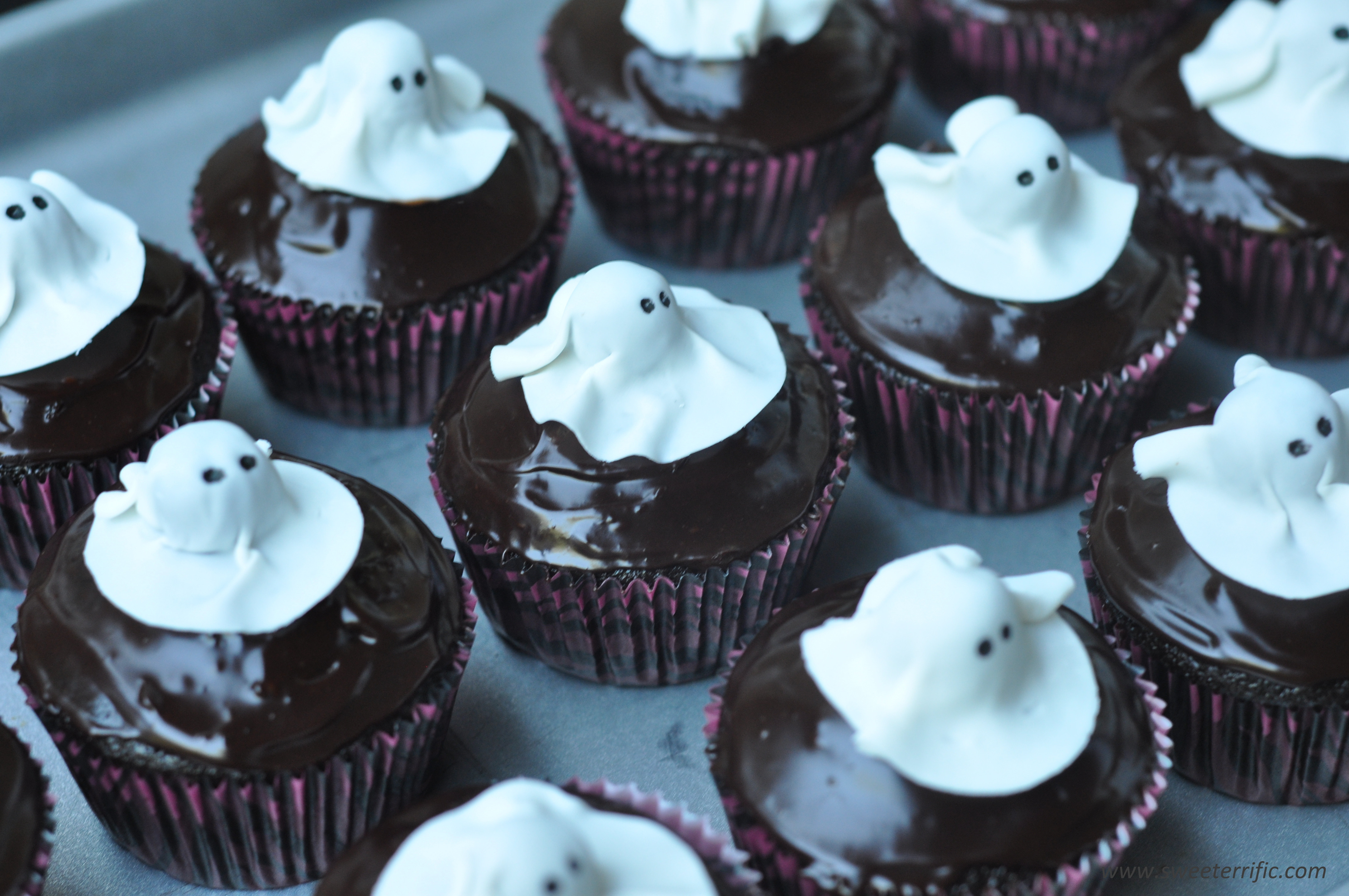 Chocolate Halloween Cupcakes
 Cupcakes