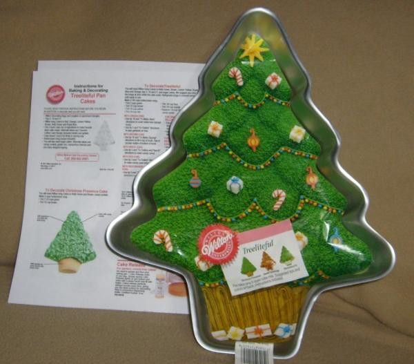 Christmas Baking Pans
 Wilton Treeliteful Christmas Tree Holiday Cake Pan LN