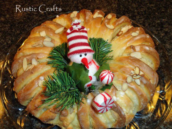 Christmas Bread Wreath
 The Best Christmas Recipes For A Variety Occasions