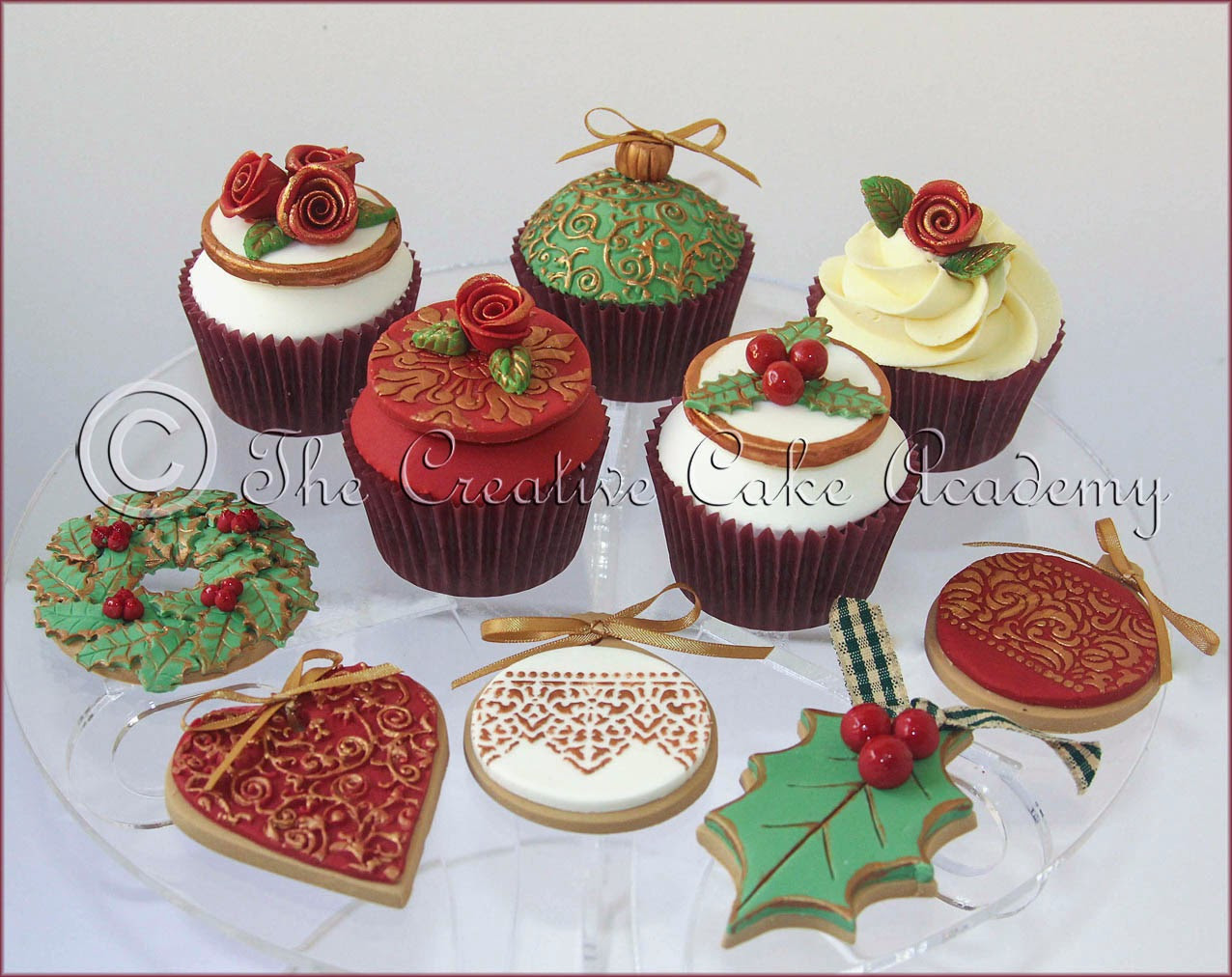 Christmas Cake And Cupcakes
 The Creative Cake Academy