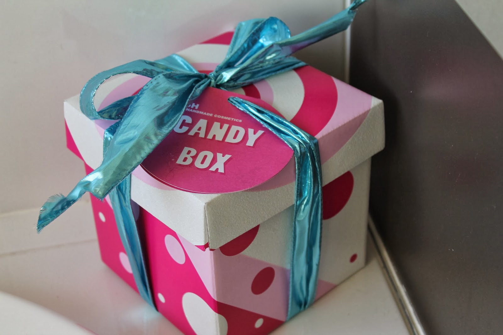 Christmas Candy Boxes
 xobeautyheartxo Review Lush Christmas Candy Box
