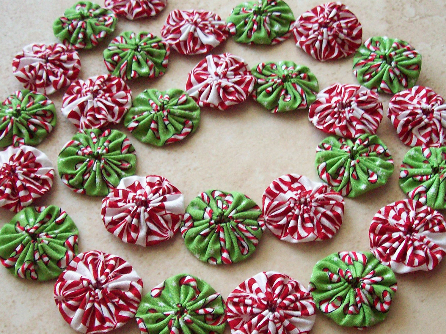 Christmas Candy Garland
 Christmas Candy Canes and Peppermint Mini YOYO Garland