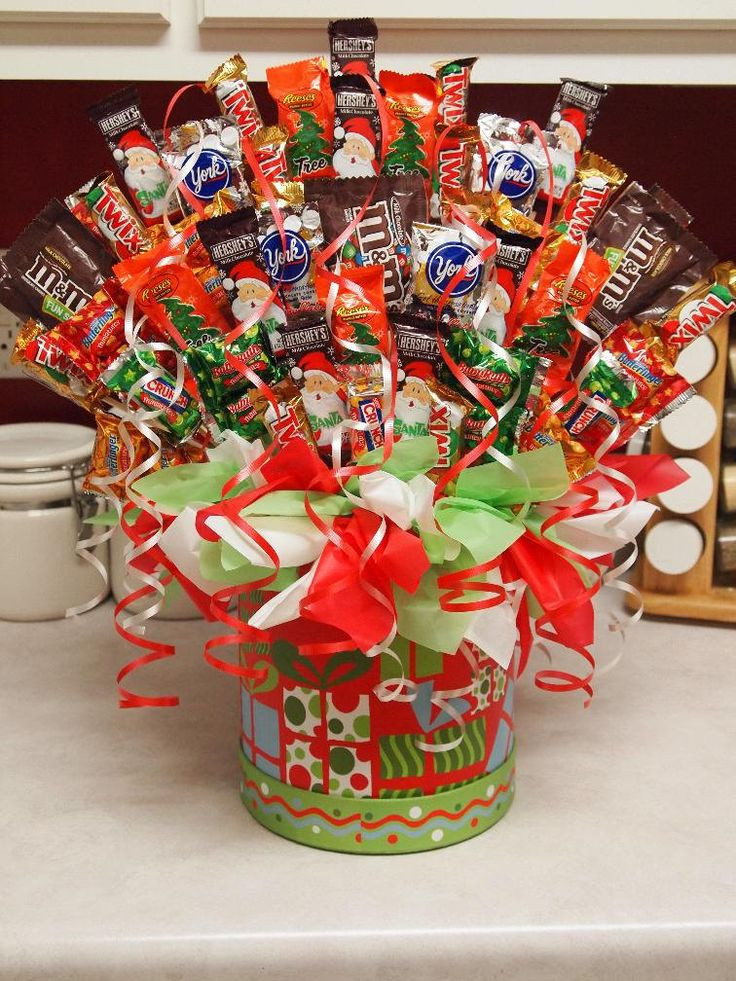 Christmas Candy Gift Baskets
 25 best Candy baskets ideas on Pinterest