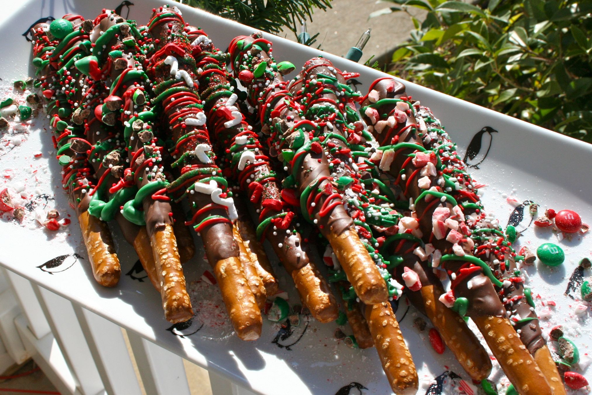 Christmas Chocolate Dipped Pretzels
 Holiday Bake Sale
