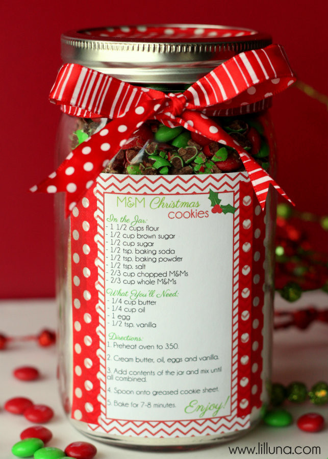 Christmas Cookies In Ajar
 Christmas Cookie Jar Gift Idea