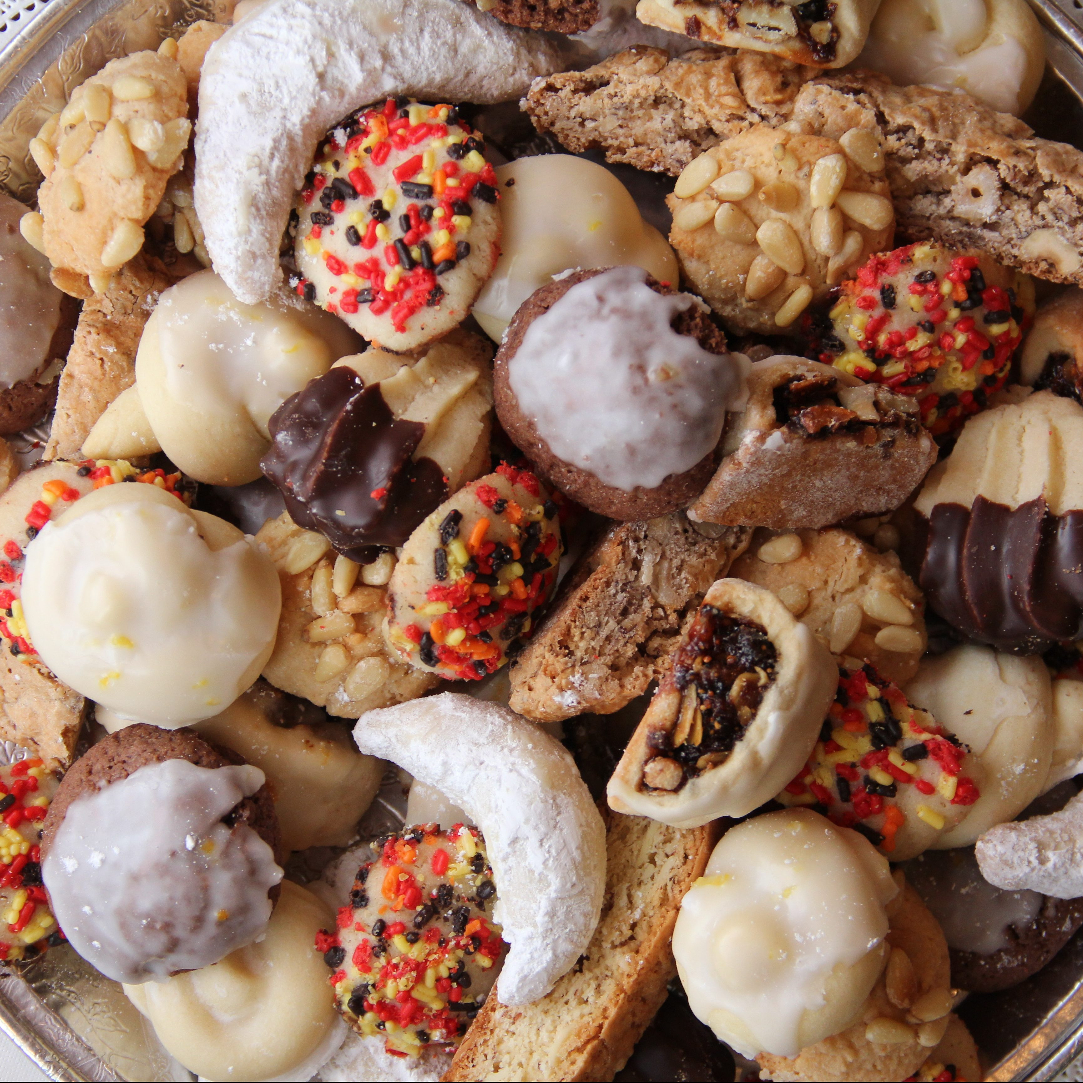 Christmas Cookies Online
 Bakery Holiday Desserts and Gifts Shop online or in store