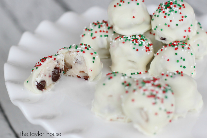 Christmas Cookies That Freeze Well
 Vanilla Cranberry Chocolate Chip Truffles