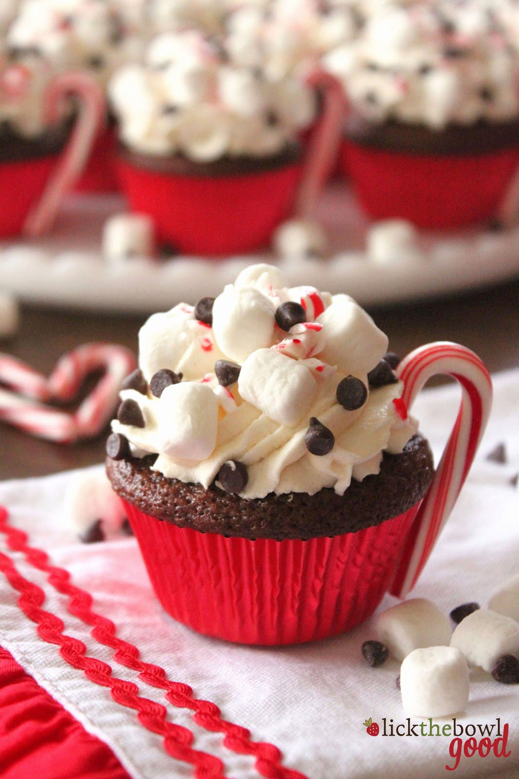 Christmas Cup Cakes
 Lick The Bowl Good Hot Cocoa Cupcakes for People
