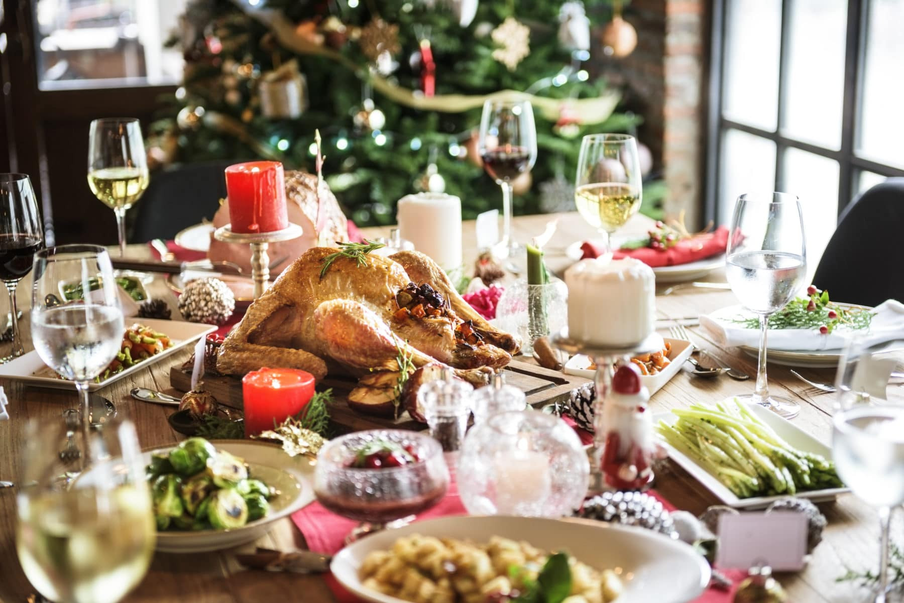 Christmas Dinner Ideas 2019
 Christmas in July Dining on the Deck
