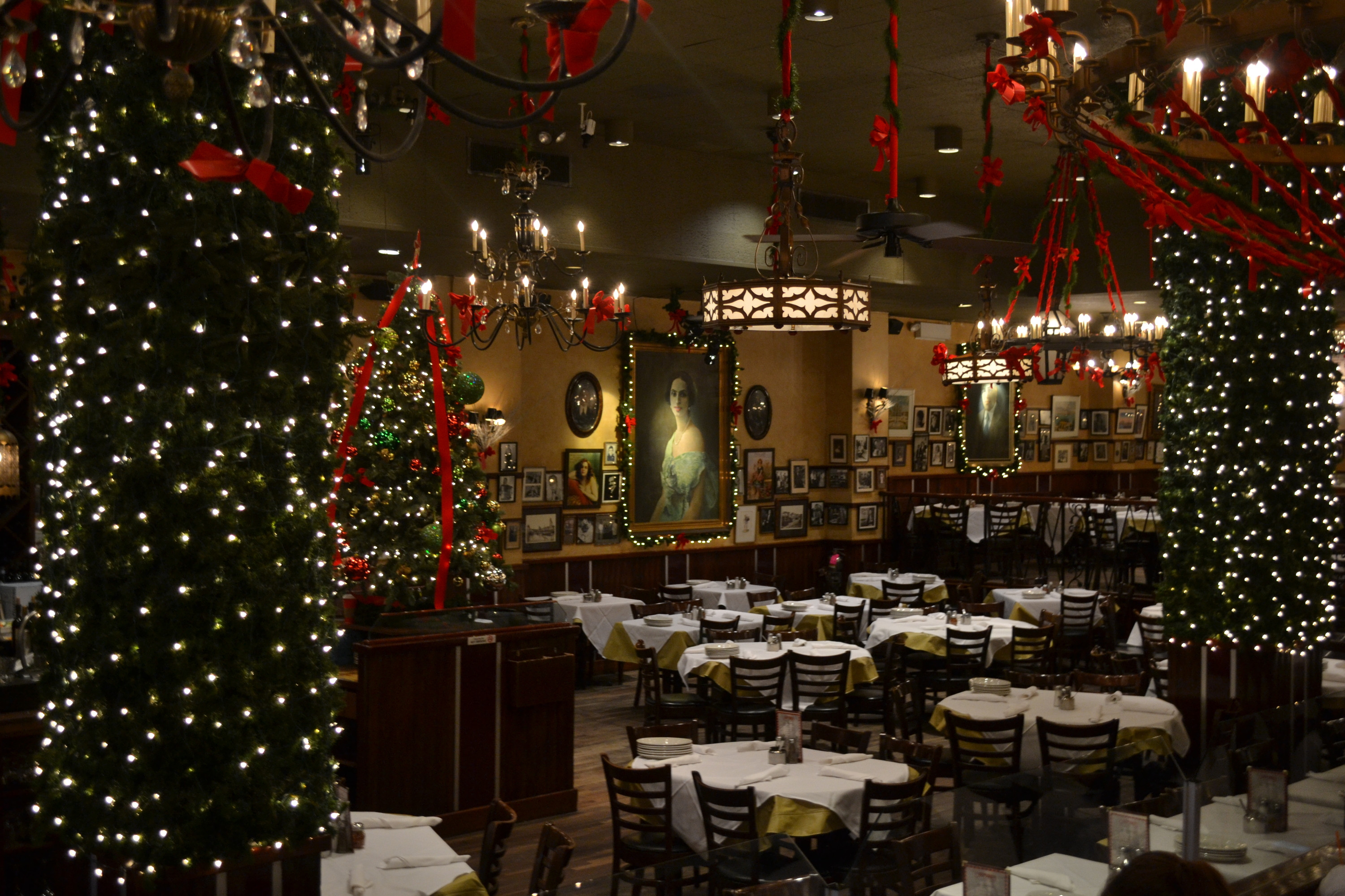 Christmas Eve Dinner Restaurants
 14 Spots to Eat Christmas Dinner in NYC This Holiday Season