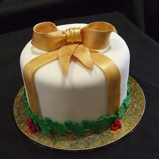 Christmas Holiday Cakes
 Beauty And The Best ♥ ♥ CHRISTMAS CAKES ♥