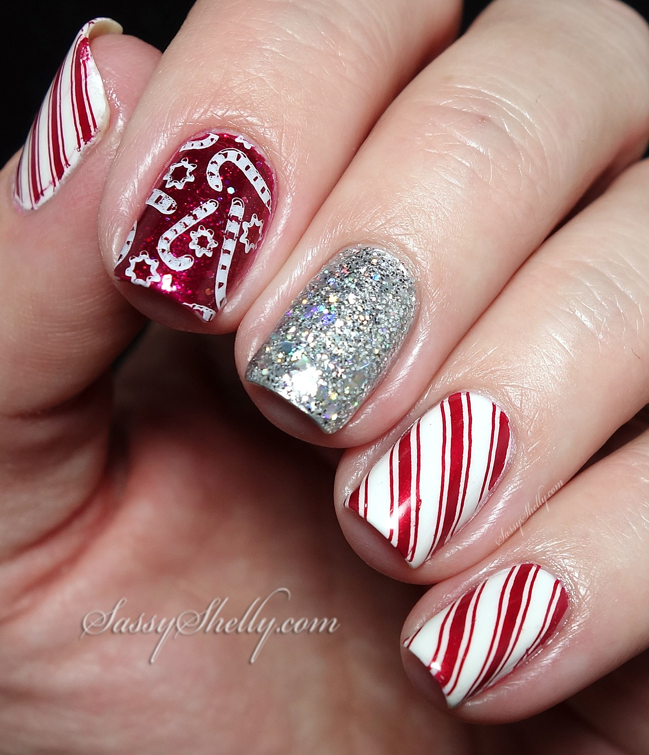 Christmas Nails Candy Cane
 Digit al Dozen Traditions Candy Canes