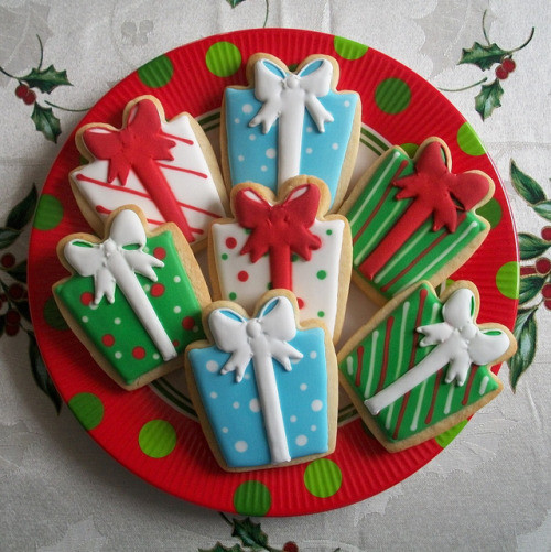 Christmas Present Cookies
 snowmen cookies on Tumblr
