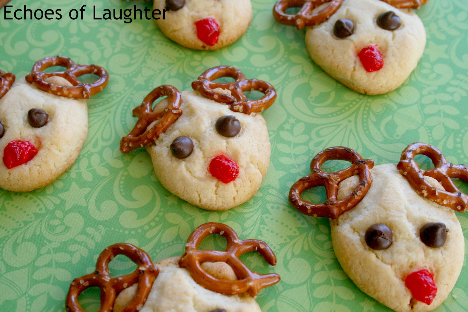 Christmas Reindeer Cookies
 13 Easy Christmas Cookies Echoes of Laughter