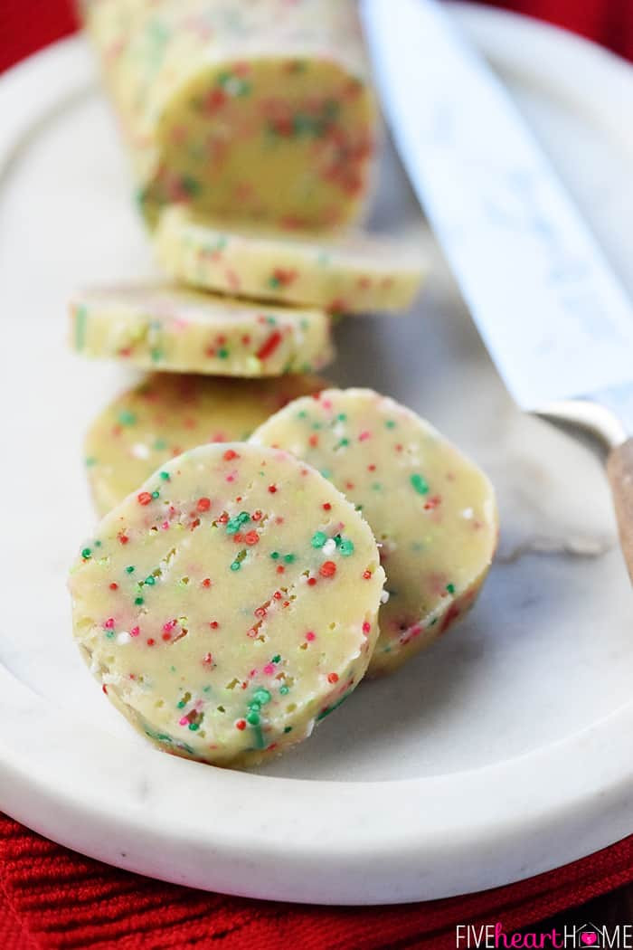 Christmas Shortbread Cookies
 Easy Christmas Shortbread Cookies • FIVEheartHOME