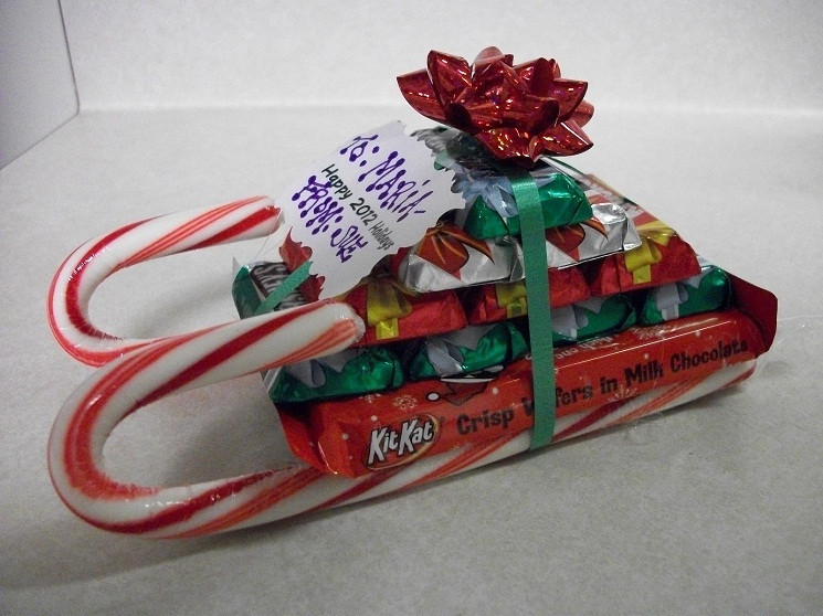 Christmas Sleigh Candy
 10 Candy Sleigh Ideas with Instructions