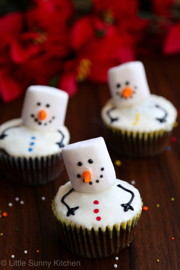 Christmas Themed Desserts
 21 Snowman Themed Desserts Cute Sweets with Snowmen