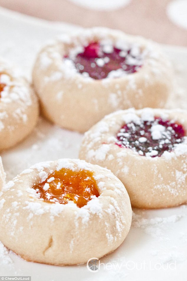 Christmas Thumbprint Cookies Recipe
 Pinterest simple jammy biscuit recipe that’s driving the