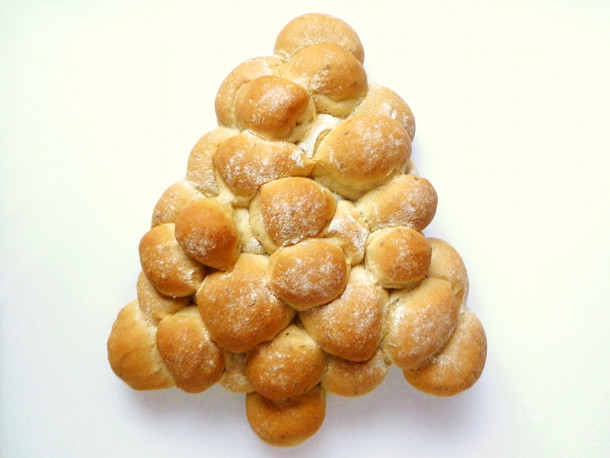 Christmas Tree Bread Recipe
 Christmas Tree Bread Recipe