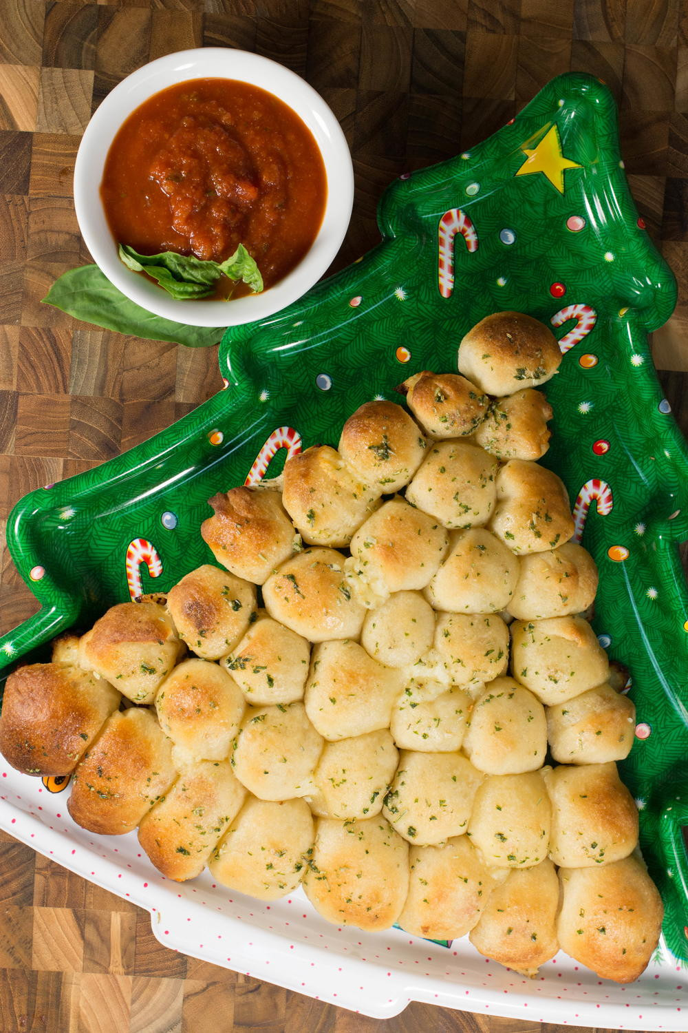 Christmas Tree Bread Recipe
 Festive Christmas Tree Pull Apart Bread