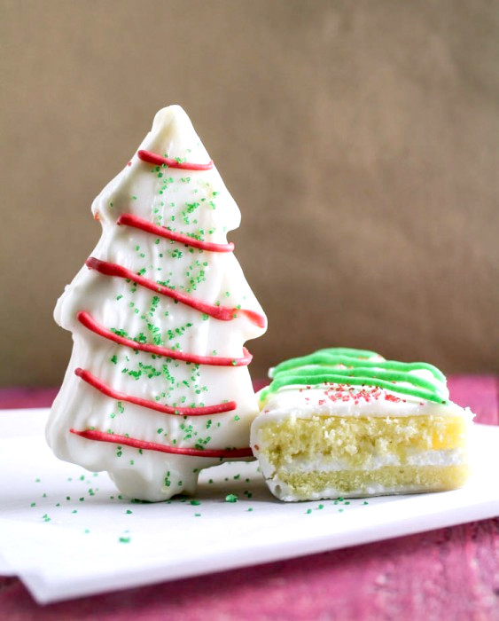 Christmas Tree Cakes Little Debbie
 Little Debbie Copycat Recipes To Make At Home