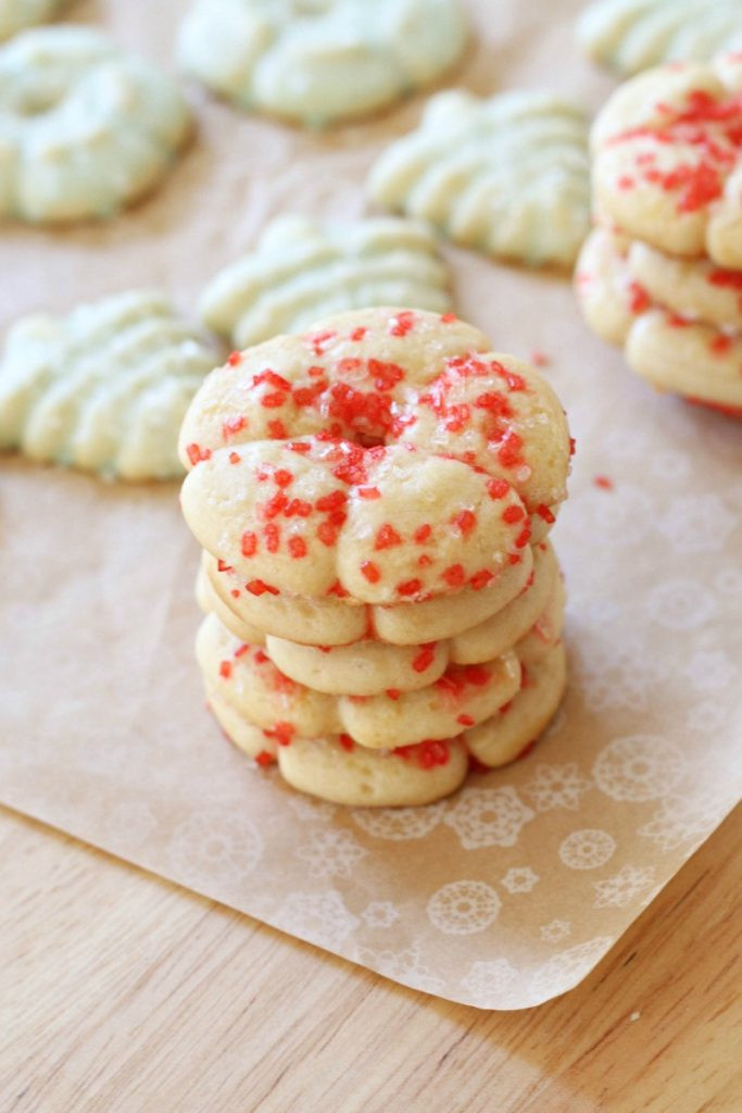 Classic Christmas Cookies
 Top 5 Favorite Classic Christmas Cookie Recipes