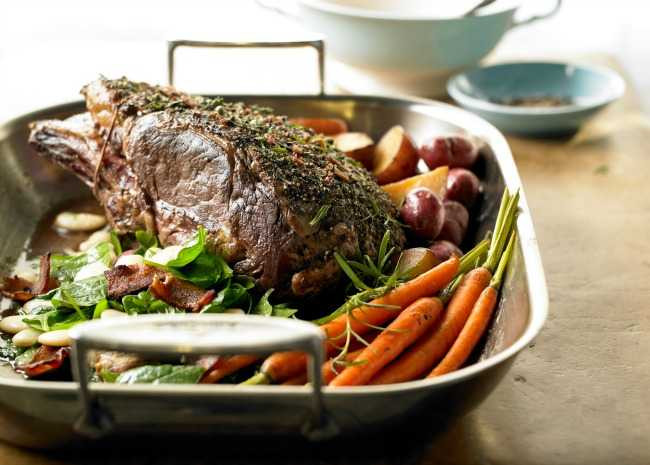 Classic Christmas Dinner
 Create the Perfect Traditional Christmas Dinner
