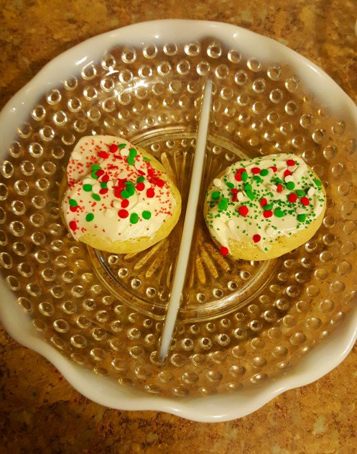 Classic Christmas Sugar Cookies
 Classic Christmas Sugar Cookie Recipe