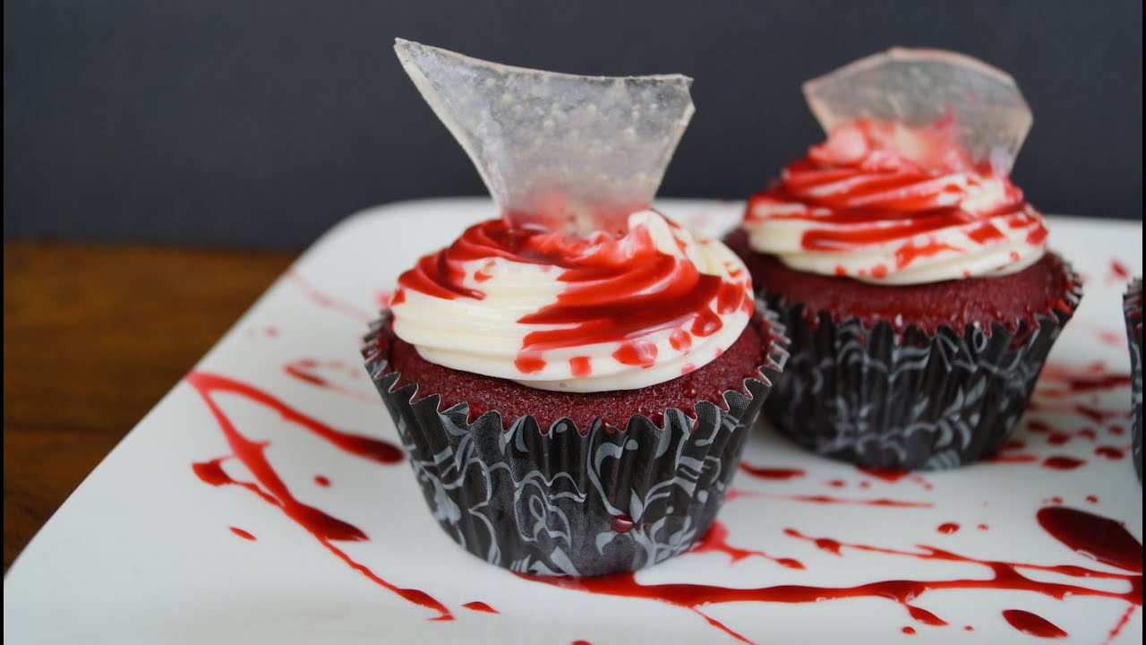 Cupcakes Para Halloween
 Cupcakes Pastelitos Sangrientos Para Halloween ¡Auch