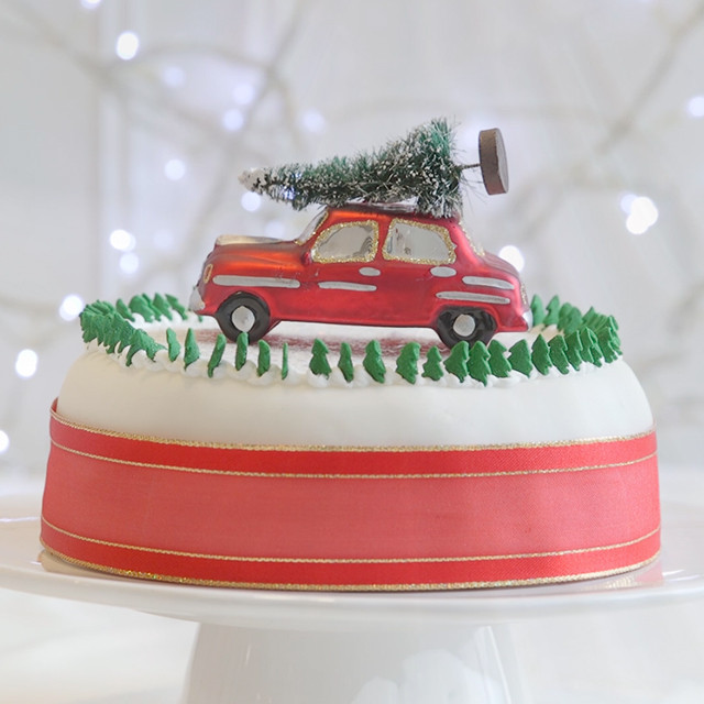 Decorated Christmas Cakes
 Christmas Cake Decorating Ideas Woman And Home