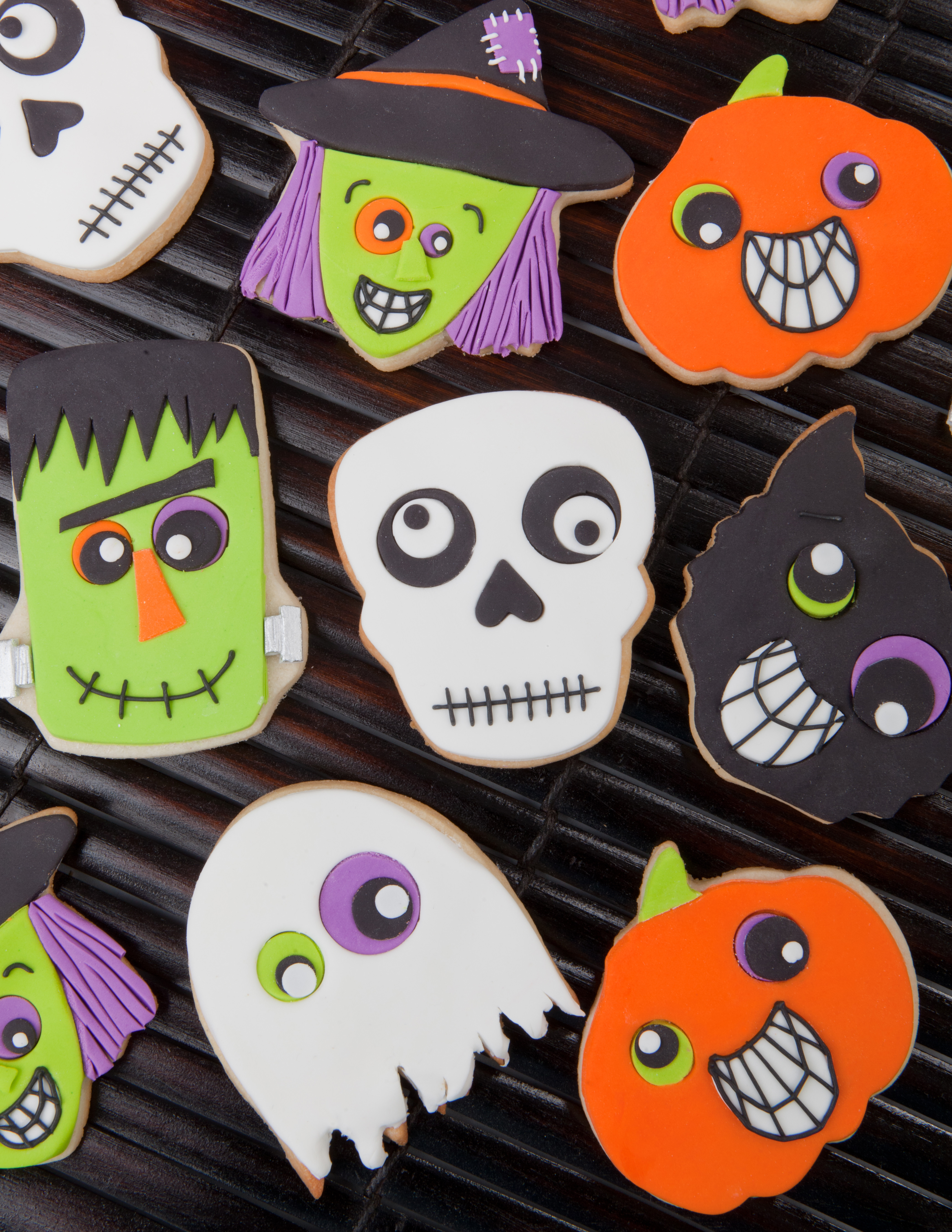 Decorating Halloween Cookies
 Halloween