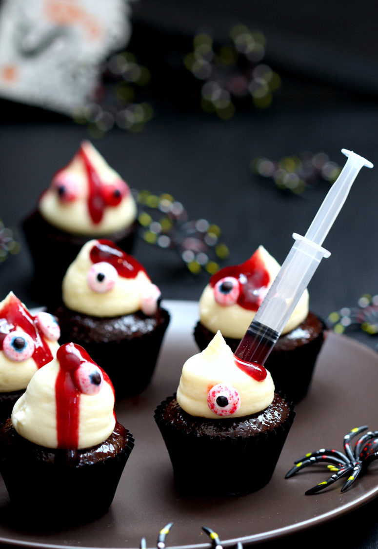 Diy Halloween Desserts
 11 DIY Halloween Desserts That Will Blow Your Mind