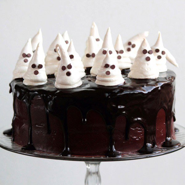 Easy Halloween Cakes
 20 Easy Halloween Cakes Recipes and Ideas for
