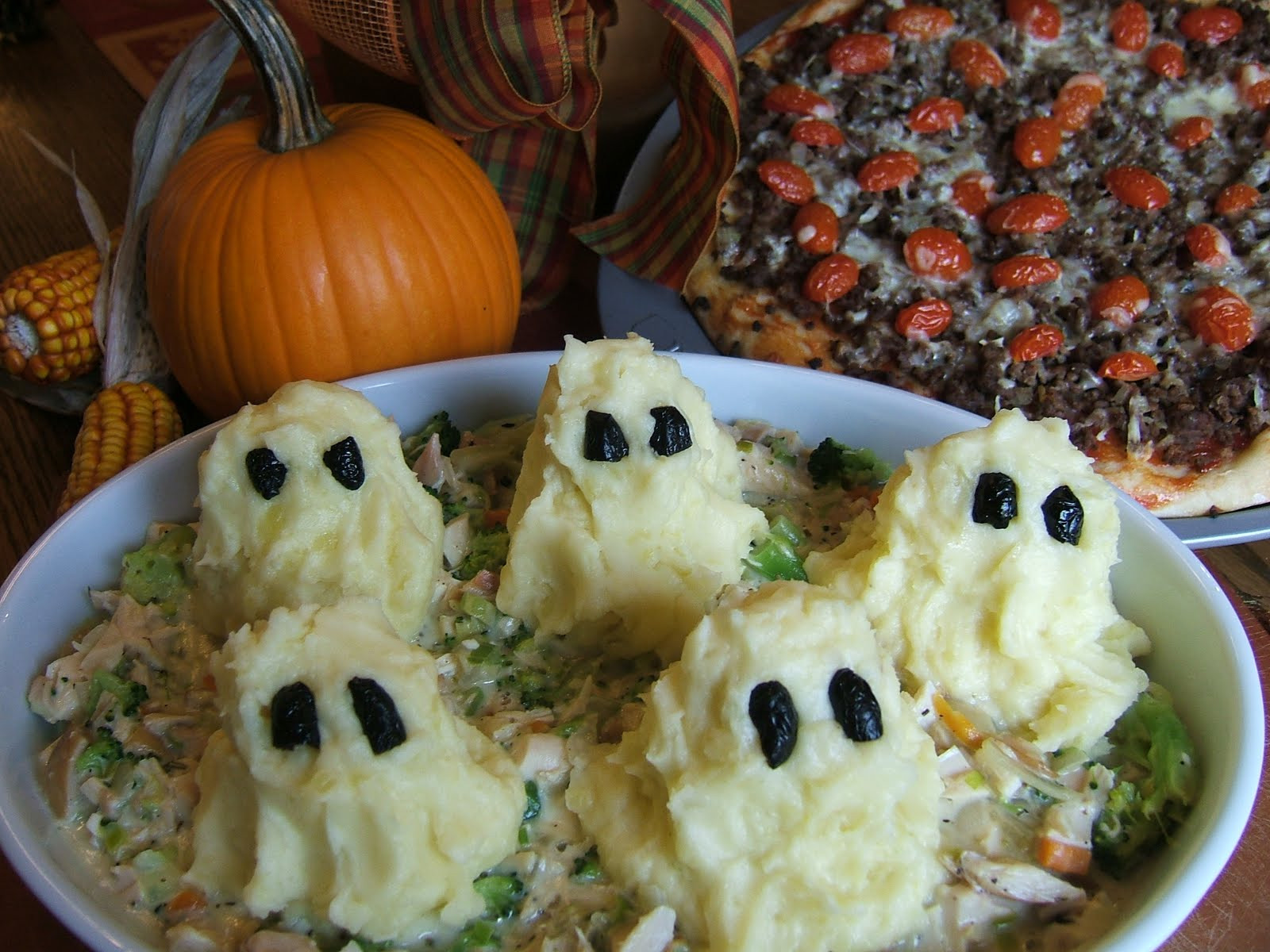Easy Halloween Dinners
 Halloween Family Dinner Recipes